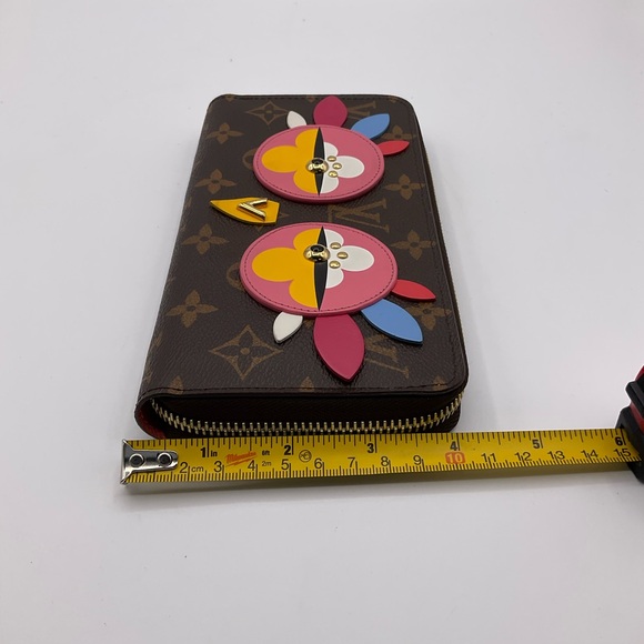 LOUIS VUITTON Monogram Lovely Bird Zippy Wallet M62414 - Picture 11 of 13